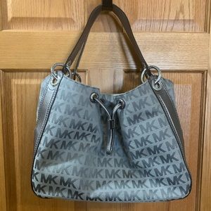 Michael Kors Hand Bag